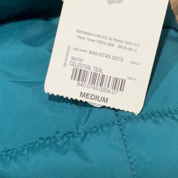 Xersion Teal Quilted Vest, NWT - Picture 9 of 11